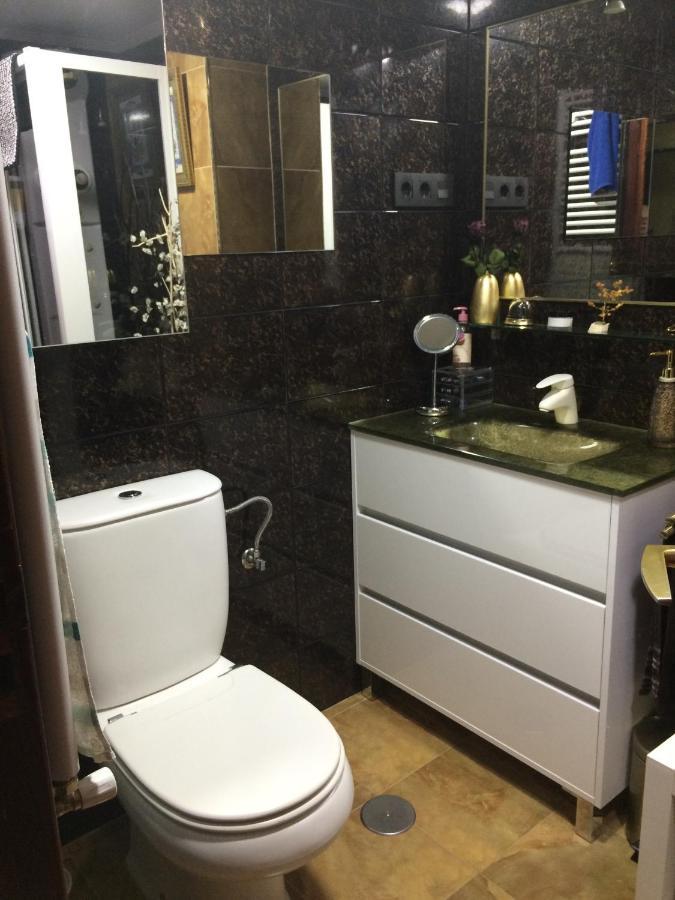 Alojamiento Nedymar Appartement Oviedo Buitenkant foto