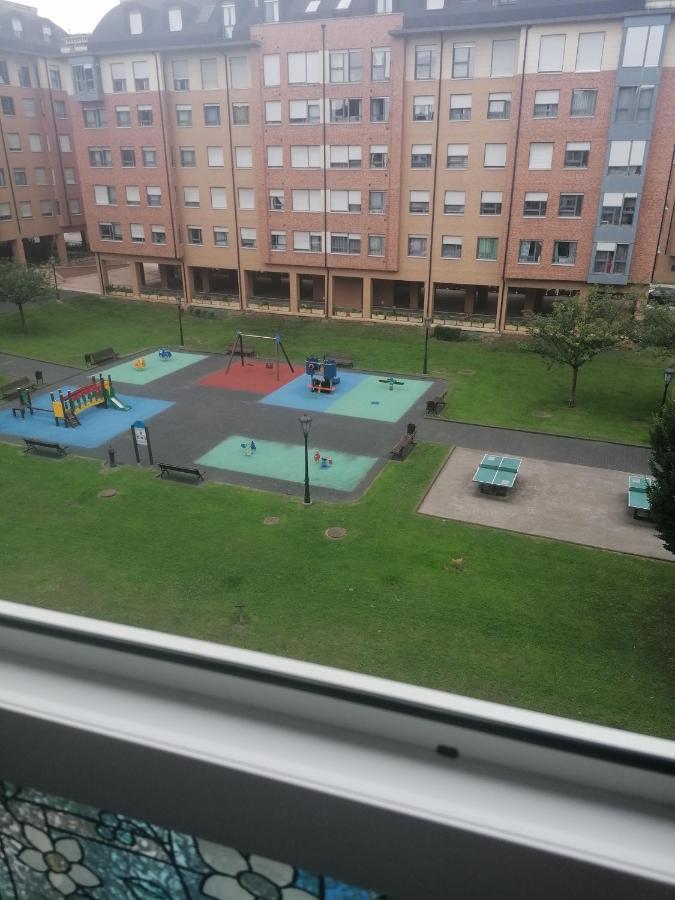 Alojamiento Nedymar Appartement Oviedo Buitenkant foto
