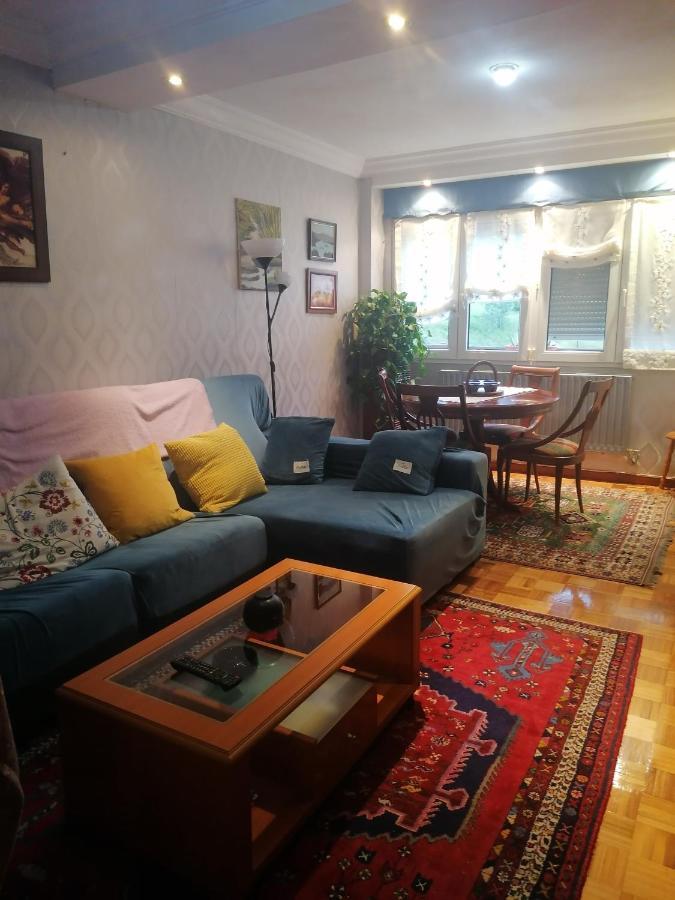 Alojamiento Nedymar Appartement Oviedo Buitenkant foto