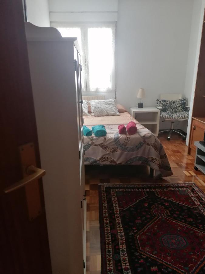 Alojamiento Nedymar Appartement Oviedo Buitenkant foto